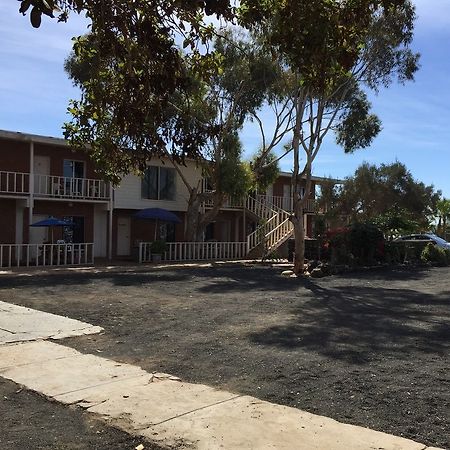 Old Mill Hotel San Quintin Exterior photo