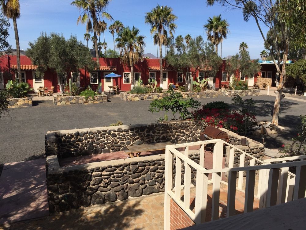 Old Mill Hotel San Quintin Exterior photo