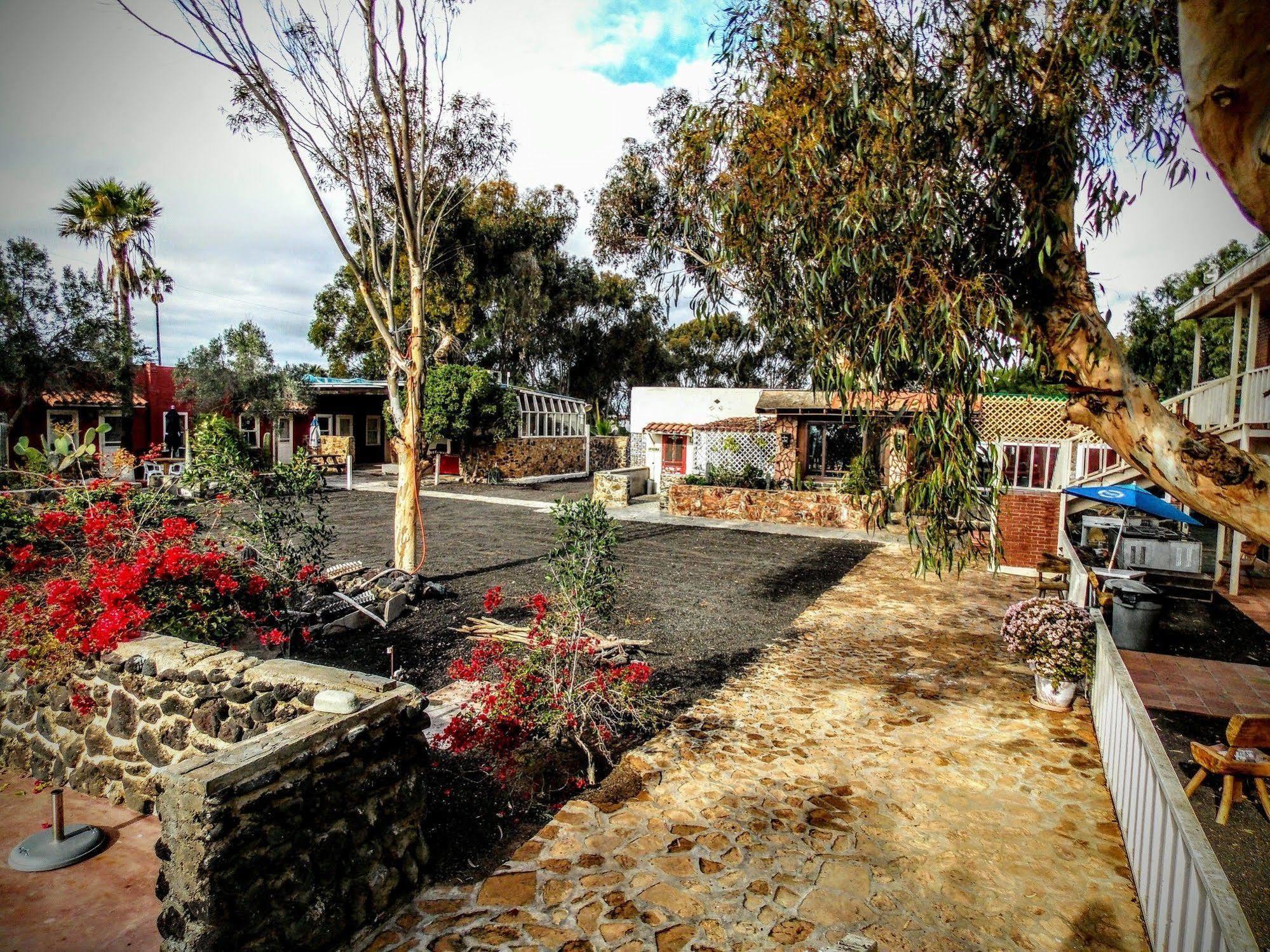 Old Mill Hotel San Quintin Exterior photo