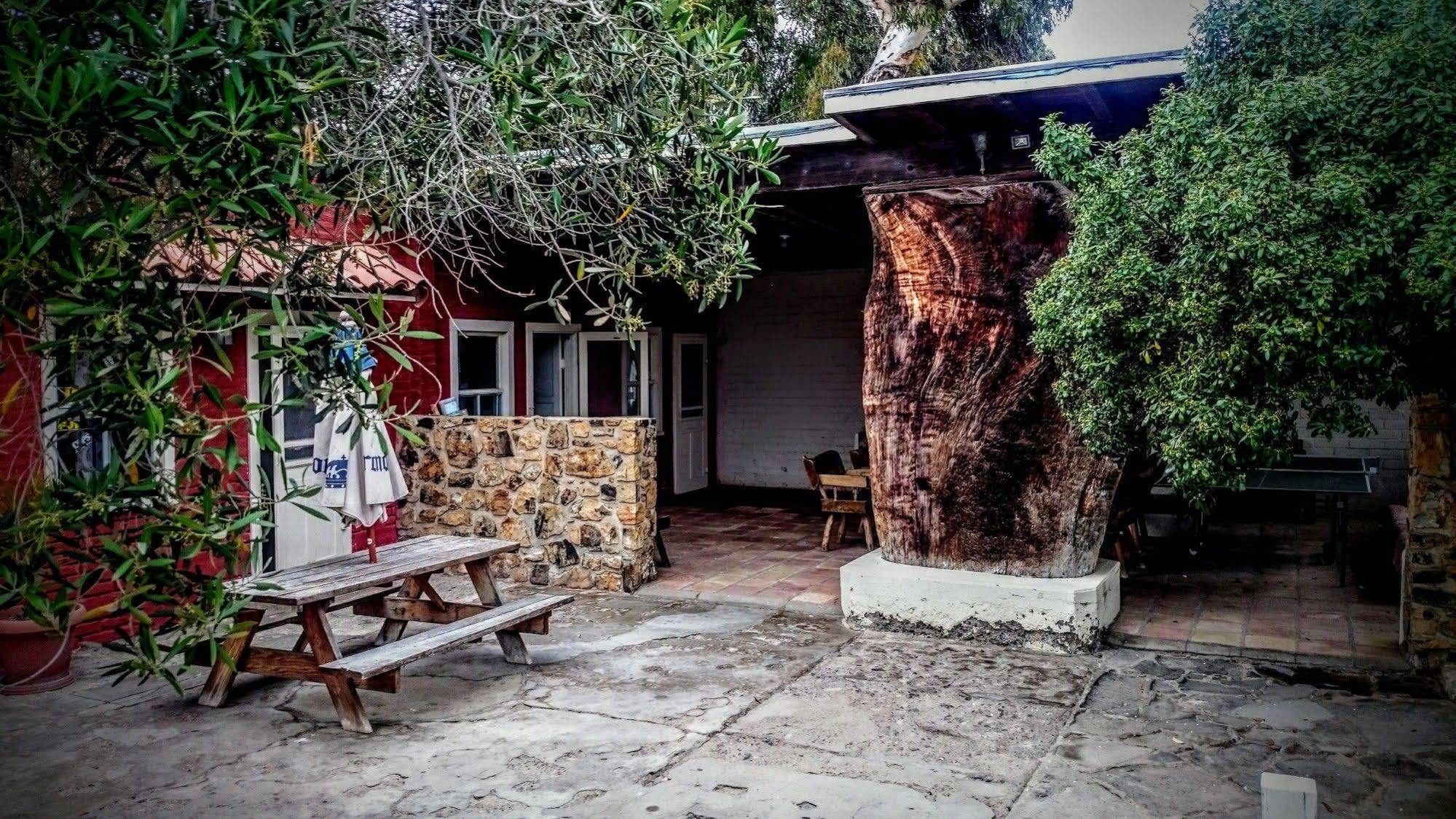 Old Mill Hotel San Quintin Exterior photo
