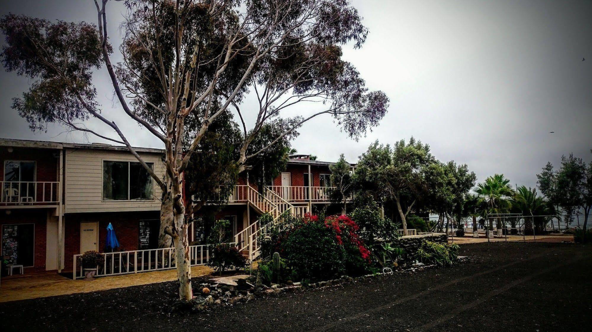 Old Mill Hotel San Quintin Exterior photo